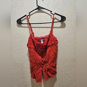 Red Lacy Button Crop